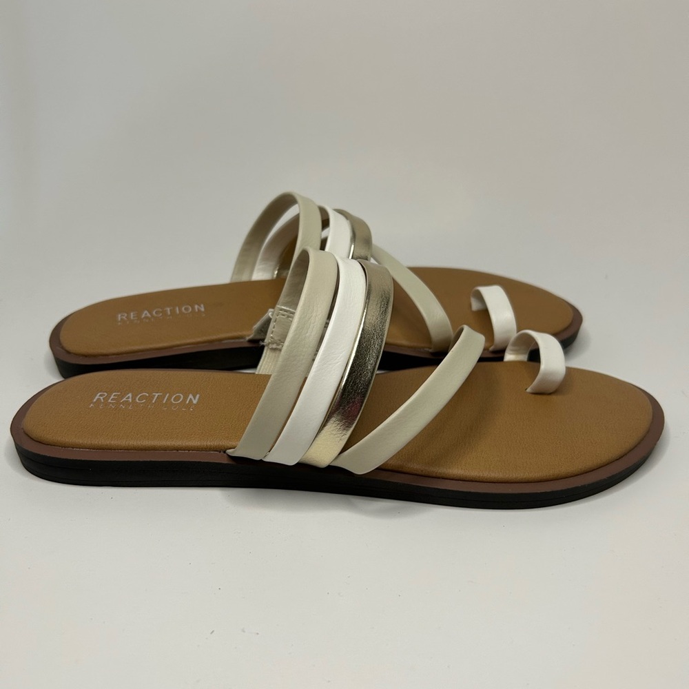 Reaction Kenneth Cole Slip On Beige Gold White Flat Sandal Size 8.5 - Picture 6 of 6